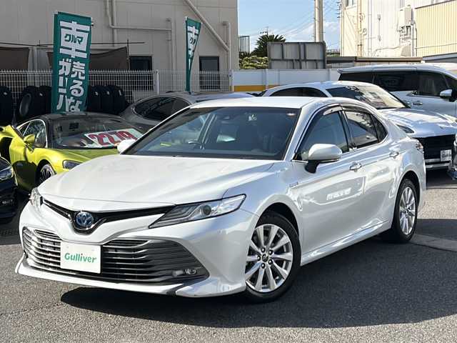 トヨタ カムリ G 愛知県 2018(平30)年 7.4万km プラチナホワイトパールマイカ /禁煙//純正メモリナビ//AM/FM/CD/DVD/SD/BT/フルセグ//ビルトインETC//Fドラレコ//トヨタセーフティセンス//PCS/LDA/ACC/AHB//TPWS/TRC//オートLEDライト//フォグランプ//オートリトラウィンカーミラー//本革巻きステアリング//ステアリングスイッチ//D席パワーシート//ステアリングリモコン//MT付きAT//電動パーキングブレーキ//AUTO HOLD//スペアタイヤ//自動防眩ミラー//プッシュスタート//スマートキー//取扱説明書//ナビ取扱説明書