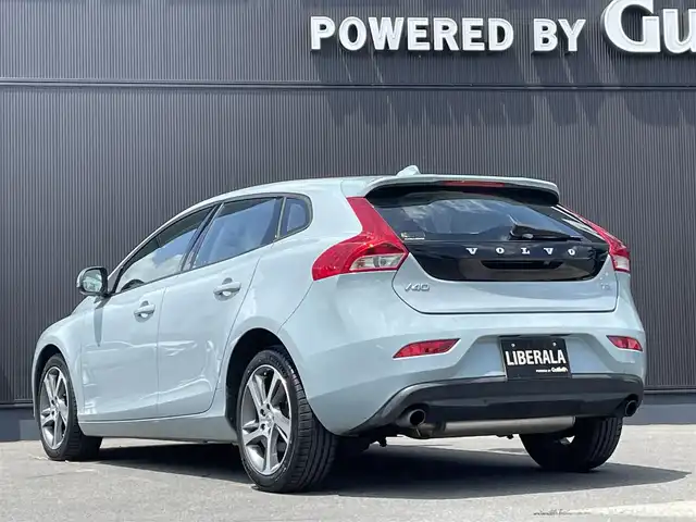 ボルボ Ｖ４０ T3 モメンタム 長野県 2016(平28)年 4万km アマゾンブルー スマートキー　/ＬＥＤヘッドライト　/パーキングアシスト　/パークセンサー　/ＥＴＣ　/パワーシート　/インテリセーフ　/ＵＳＢ　/ｉＰｏｄ　/ＨＤＤ　/ｂｌｕｅｔｏｏｔｈ　/ＴＶ　/オートライト