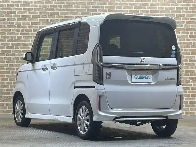 ホンダ Ｎ ＢＯＸ カスタム G L ホンダセンシング 岩手県 2019(平31)年 6.2万km プラチナホワイトパール ４WD/ホンダセンシング/レーンアシスト/標識認識機能/衝突被害軽減システム/横滑り防止装置/バックカメラ/クルーズコントロール/オートライト/カロッツェリアナビ/片側パワースライドドア/ベンチシート/後席チップアップシート/シートヒーター/ETC/ロールサンシェード/社外アルミホイール14インチ/ステアリングスイッチ/フルセグTV/純正フロアマット/純正lEDヘッドライト