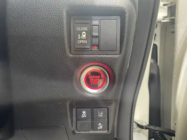 ホンダ Ｎ ＢＯＸ カスタム G L ホンダセンシング 岩手県 2019(平31)年 6.2万km プラチナホワイトパール ４WD/ホンダセンシング/レーンアシスト/標識認識機能/衝突被害軽減システム/横滑り防止装置/バックカメラ/クルーズコントロール/オートライト/カロッツェリアナビ/片側パワースライドドア/ベンチシート/後席チップアップシート/シートヒーター/ETC/ロールサンシェード/社外アルミホイール14インチ/ステアリングスイッチ/フルセグTV/純正フロアマット/純正lEDヘッドライト