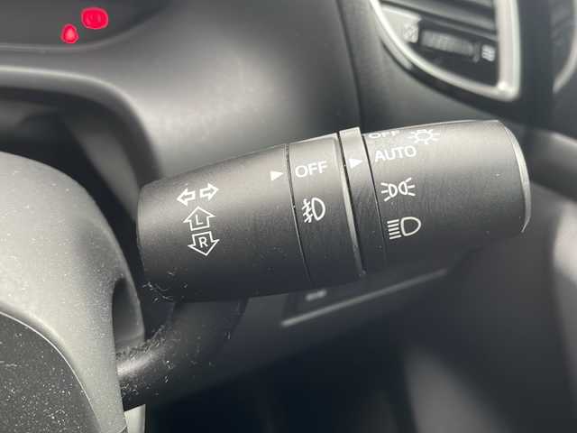 マツダ アクセラ スポーツ 15S 大阪府 2014(平26)年 6.4万km ディープクリスタルブルーマイカ 純正ナビ/BTオーディオ/フルセグテレビ/CD/DVD/バックカメラ/ETC/革巻きステアリング/純正AW（サマータイヤ）4本/純正フロアマット/ドアバイザー/オートライト/フォグランプ/クルーズコントロール/アイドリングストップ/スペアキー