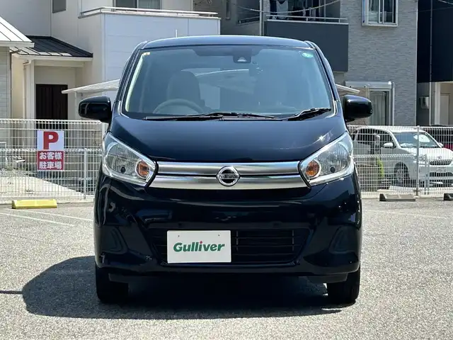 日産 デイズ J 兵庫県 2018(平30)年 6.8万km ブラック 社外メモリナビ(AVIC-RZ501)/・【TV・DVD/CB/Bluetooth対応】/ドライブレコーダー/ETC/衝突軽減ブレーキ（エマージェンシーブレーキ）/電動格納ミラー/キーレスエントリー/ヘッドライトレベライザー/プライバシーガラス/UVカットガラス/ベンチシート/デュアルエアバック/分割可倒式リアシート/ABS/サイドバイザー/フロアマット/取説