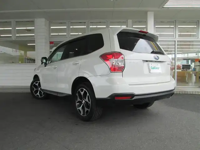 スバル フォレスター S－リミテッド 千葉県 2015(平27)年 5.9万km クリスタルホワイトP 純正ナビ、フルセグTV/バックカメラ/純正オーディオ【DVD/CD/BT/SD/USB】/Eye Sight(ver.2)/HIDヘッドライト&ハロゲンフォグ&リアフォグ/レーダークルーズコントロール/車線逸脱防止警報/パドルシフト付き革巻きステアリング/ハーフレザーシート/前席パワーシート&シートヒーター/社外前方ドライブレコーダー/ビルトインETC/スペアキー/取扱説明書/ナビ取扱説明書/新車時保証書