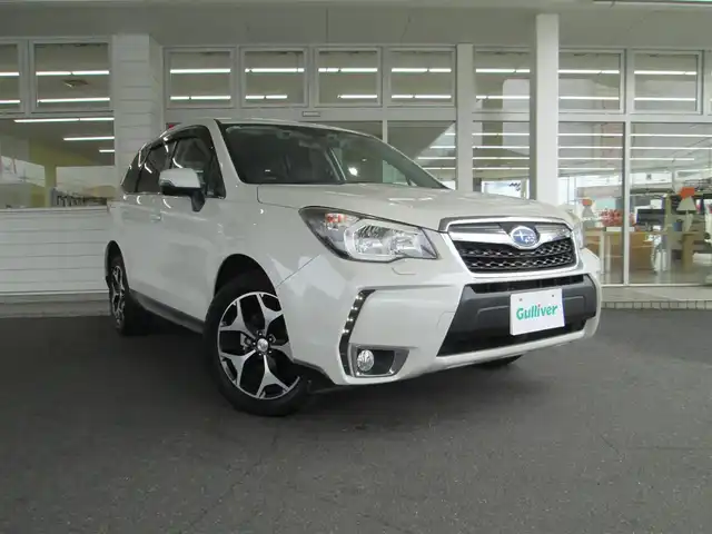 スバル フォレスター S－リミテッド 千葉県 2015(平27)年 5.9万km クリスタルホワイトP 純正ナビ、フルセグTV/バックカメラ/純正オーディオ【DVD/CD/BT/SD/USB】/Eye Sight(ver.2)/HIDヘッドライト&ハロゲンフォグ&リアフォグ/レーダークルーズコントロール/車線逸脱防止警報/パドルシフト付き革巻きステアリング/ハーフレザーシート/前席パワーシート&シートヒーター/社外前方ドライブレコーダー/ビルトインETC/スペアキー/取扱説明書/ナビ取扱説明書/新車時保証書