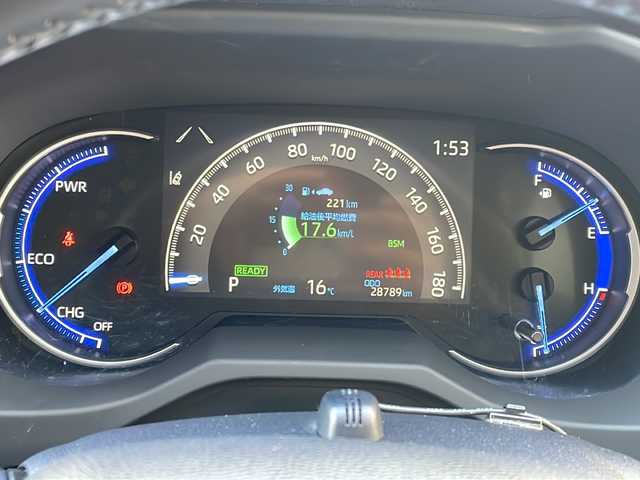 トヨタ ＲＡＶ４ ハイブリットG 兵庫県 2019(令1)年 2.9万km アティチュードブラックマイカ 純正ナビ・Bluetooth・CD・AM/FM/デジタルインナーミラー/パノラマムーンルーフ/パワーバックドア/ステアリングヒーター/AUTOHOLD/純正フロアマット/前後ドライブレコーダー/パワーバックドア/セーフティーセンス（衝突回避支援パッケージ）/・プリクラッシュセーフティ/・レーントレーシングアシストポート/・レーダークルーズコントロール/・オートマチックハイビーム/・ロードサインアシスト/インテリジェントクリアランスソナー/ブラインドスポットモニター/LEDヘッドランプ/パワーシート（運転席）/シートポジションメモリー（運転席）/快適温熱シート（運転席/助手席）/バックカメラ