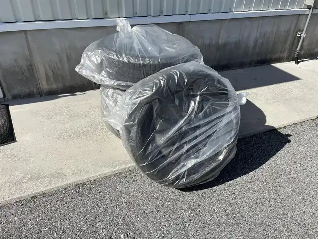 マツダ マツダ３セダン XD ブラックトーンED 滋賀県 2022(令4)年 4.8万km ジェットブラックマイカ 社外スプリング(Auto Exe)/社外ステアリング(Auto Exe)/社外ドアバイザー(Auto Exe)/純正10.25インチナビ/(FM/AM/CD/DVD/Bluetooth/HDMI/USB)/バックカメラ/ETC/前後ドラレコ/踏み間違い防止アシスト/ブレーキアシスト/プリクラッシュブレーキアシスト/ヒルスタート（坂道発進）アシスト/前方衝突防止支援システム/後側方衝突防止支援システム/TCS（トラクションコントロールシステム）/VDC（ビークルダイナミクスコントロール）/レーンキープアシスト/車間自動制御システム	/ASCD（オートスピードコントロール装置）/ABS（アンチロックブレーキシステム）/バックビューモニター/コーナー・バックセンサー（ソナー）/標識検知機能/電動格納ミラー/電子パーキング/オートブレーキ/オートライト/オートハイビーム/LEDヘッドライト/フルオートエアコン/USB端子/プッシュスタート/スマートキー/純正フロアマット/純正ステアリング積込/純正スプリング積込