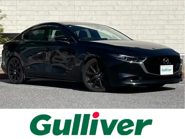 マツダ マツダ３セダン XD ブラックトーンED 滋賀県 2022(令4)年 4.8万km ジェットブラックマイカ 社外スプリング(Auto Exe)/社外ステアリング(Auto Exe)/社外ドアバイザー(Auto Exe)/純正10.25インチナビ/(FM/AM/CD/DVD/Bluetooth/HDMI/USB)/バックカメラ/ETC/前後ドラレコ/踏み間違い防止アシスト/ブレーキアシスト/プリクラッシュブレーキアシスト/ヒルスタート（坂道発進）アシスト/前方衝突防止支援システム/後側方衝突防止支援システム/TCS（トラクションコントロールシステム）/VDC（ビークルダイナミクスコントロール）/レーンキープアシスト/車間自動制御システム	/ASCD（オートスピードコントロール装置）/ABS（アンチロックブレーキシステム）/バックビューモニター/コーナー・バックセンサー（ソナー）/標識検知機能/電動格納ミラー/電子パーキング/オートブレーキ/オートライト/オートハイビーム/LEDヘッドライト/フルオートエアコン/USB端子/プッシュスタート/スマートキー/純正フロアマット/純正ステアリング積込/純正スプリング積込