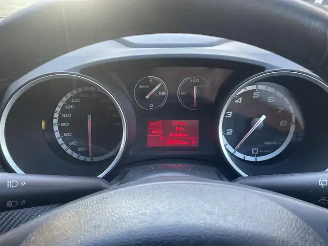 アルファロメオ ジュリエッタ クラシカ 静岡県 2013(平25)年 2.1万km 赤 社外ナビ/フルセグTV/DVD/CD/SD/BT/MSV/バックソナー/革シート/前席シートヒーター/前席パワーシート/運転席シートメモリー/ETC/HIDヘッドライト/パドルシフト/ステアリングスイッチ/純正17インチAW/キーレス/スペアキー/H28/30/R1/2/4/5/6点検記録簿有