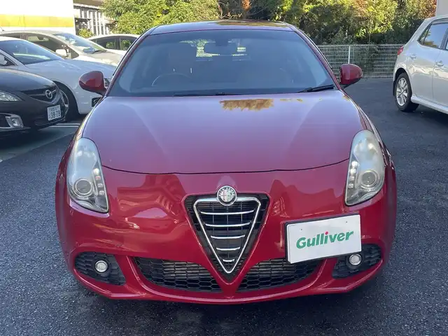 アルファロメオ ジュリエッタ クラシカ 静岡県 2013(平25)年 2.1万km 赤 社外ナビ/フルセグTV/DVD/CD/SD/BT/MSV/バックソナー/革シート/前席シートヒーター/前席パワーシート/運転席シートメモリー/ETC/HIDヘッドライト/パドルシフト/ステアリングスイッチ/純正17インチAW/キーレス/スペアキー/H28/30/R1/2/4/5/6点検記録簿有