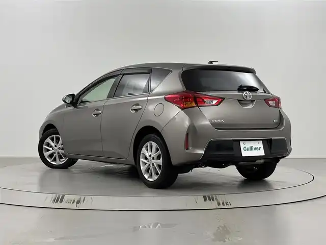 トヨタ オーリス 180G Sパッケージ 埼玉県 2013(平25)年 3.4万km アバンギャルドブロンズメタリック 社外ナビ　CN-S310WD/(Bluetooth/ipod/USB/CD/DVD/AM/FM)/地デジフルセグ/バックカメラ/ETC/パドルシフト/スポーツモード/プッシュスタート/ステアリングリモコン/フロントフォグランプ/ウィンカーミラー/トノカバー/純正ドアバイザー/純正フロアマット/純正16インチアルミホイール