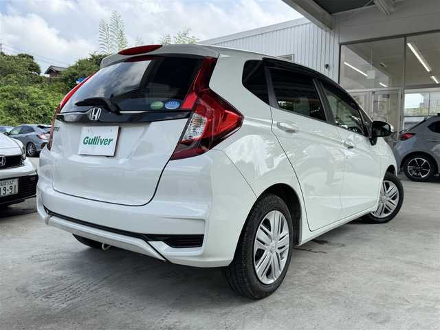 ホンダ フィット 13G F 兵庫県 2019(令1)年 1.5万km タフタホワイトⅢ ホンダセンシング/社外メモリーナビ/Bluetooth接続可/レーダークルコン/プッシュスタート/スマートキー×2あります/ビルトインETC