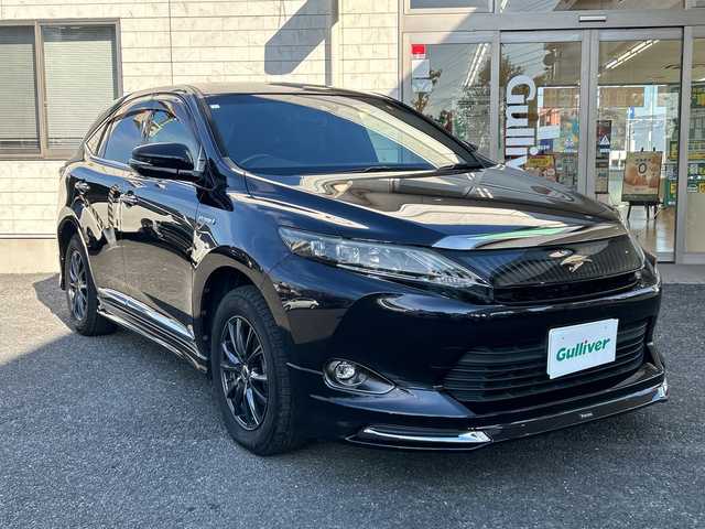 トヨタ ハリアー ハイブリッド プレミアム 埼玉県 2014(平26)年 11.8万km スパークリングブラックパールクリスタルシャイン 純正ナビ/フルセグ/DVD/CD/SD/BT/FM/AM/サンルーフ　/モデリスタエアロ/バックカメラ　/ビルトインＥＴＣ　/クルーズコントロール　/レーンキープアシスト　/パワーバックドア　/運転席パワーシート　/オートライト/オートハイビーム　/ステアリングスイッチ/横滑り防止/スマートキー２本　/保証書　/取扱説明書