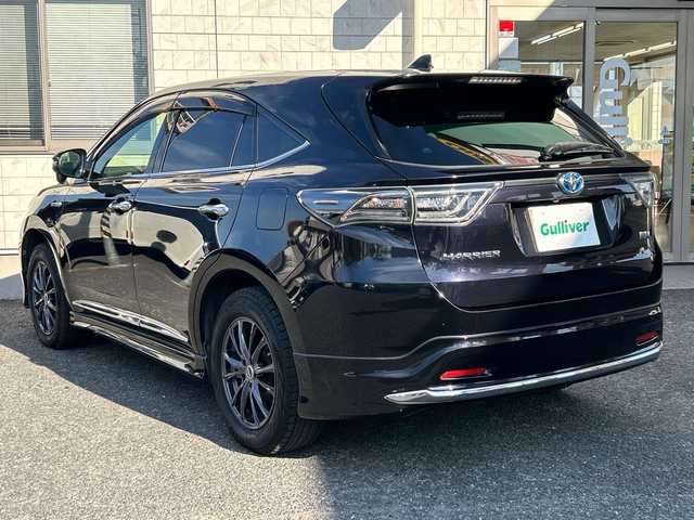 トヨタ ハリアー ハイブリッド プレミアム 埼玉県 2014(平26)年 11.8万km スパークリングブラックパールクリスタルシャイン 純正ナビ/フルセグ/DVD/CD/SD/BT/FM/AM/サンルーフ　/モデリスタエアロ/バックカメラ　/ビルトインＥＴＣ　/クルーズコントロール　/レーンキープアシスト　/パワーバックドア　/運転席パワーシート　/オートライト/オートハイビーム　/ステアリングスイッチ/横滑り防止/スマートキー２本　/保証書　/取扱説明書