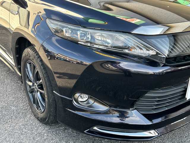 トヨタ ハリアー ハイブリッド プレミアム 埼玉県 2014(平26)年 11.8万km スパークリングブラックパールクリスタルシャイン 純正ナビ/フルセグ/DVD/CD/SD/BT/FM/AM/サンルーフ　/モデリスタエアロ/バックカメラ　/ビルトインＥＴＣ　/クルーズコントロール　/レーンキープアシスト　/パワーバックドア　/運転席パワーシート　/オートライト/オートハイビーム　/ステアリングスイッチ/横滑り防止/スマートキー２本　/保証書　/取扱説明書