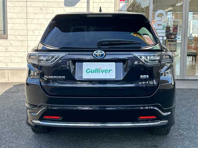 トヨタ ハリアー ハイブリッド プレミアム 埼玉県 2014(平26)年 11.8万km スパークリングブラックパールクリスタルシャイン 純正ナビ/フルセグ/DVD/CD/SD/BT/FM/AM/サンルーフ　/モデリスタエアロ/バックカメラ　/ビルトインＥＴＣ　/クルーズコントロール　/レーンキープアシスト　/パワーバックドア　/運転席パワーシート　/オートライト/オートハイビーム　/ステアリングスイッチ/横滑り防止/スマートキー２本　/保証書　/取扱説明書