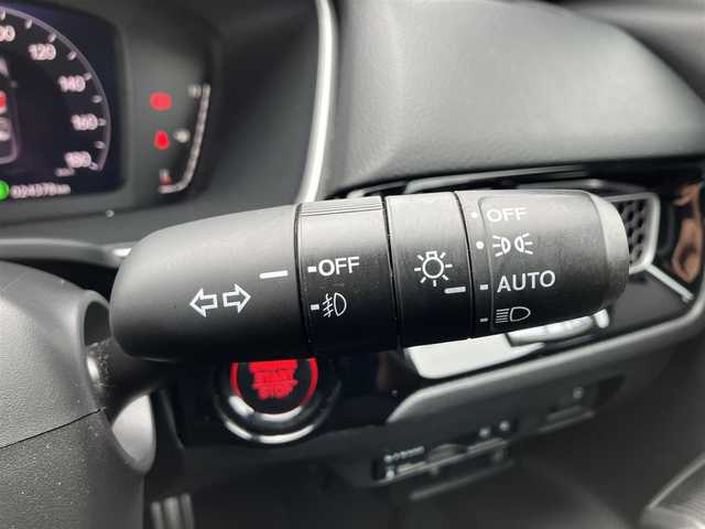 ホンダ シビック EX 三重県 2022(令4)年 2.5万km プレミアムクリスタルブルークリスタル ♪ワンオーナー/♪走行24377km/♪6速マニュアル/ターボ/♪BOSSサウンド/ホンダセンシング/・衝突軽減ブレーキ(CMBS)/・踏み間違い衝突軽減システム/・アダプティブクルーズコントロール(ACC)/・車線維持支援システム(LKAS)/・路外逸脱抑制機能/・先行車発進お知らせ機能/・標識認識機能/・オートハイビーム/ブラインドスポットインフォメーション/Honda CONNECTディスプレイ/・ナビゲーション/・フルセグ・USB/・Bluetoothオーディオ/・Apple Car Play/・Android Auto/・バックカメラ/スマートキー/プッシュスタート/ワイヤレス充電/USBポート(充電)/前後ドライブレコーダー/ハーフレザーシート/前席パワーシート/前席シートヒーター/オートブレーキホールド/コーナーセンサー/アイドリングストップ/純正18インチAW/LEDヘッドライト/LEDフォグライト/オートライト/オートワイパー/オートリトラクタブルミラー/ウィンカーミラー/革巻ステアリング/ステアリングスイッチ/フロアマット/ドアバイザー/プライバシーガラス/ビルトインETC2.0/サイド/カーテン/ニーエアバック