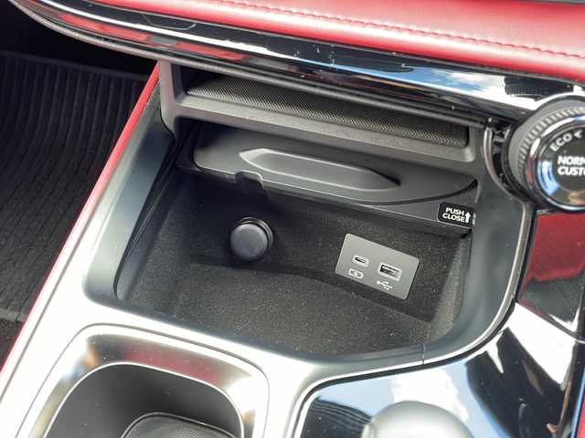 レクサス ＮＸ 350 Fスポーツ 佐賀県 2023(令5)年 2.3万km ホワイトノーヴァガラスフレーク エンジンスタートボタン/保証書/取扱説明書/記録簿/MTモード付AT/100V充電/アイドリングストップ/スマートキー/AAC/スペアキー有/追従走行付きクルーズコントロール/Bluetooth接続/USB入力端子/ビルトインETC2.0/全方位カメラ/AppleCarPlay/AndroidAuto/フルセグTV/純正ナビ/サンルーフ/電動リアゲート/純正前後ドライブレコーダー/全席パワーシート/フロアマット/レザーシート/全席シートヒーター/前席エアシート/純正アルミホイール/ABS/横滑り防止装置/前後コーナーセンサー/レーンキープアシスト/盗難防止装置/オートライト/オートマチックハイビーム/ダウンヒルアシストコントロール/LEDヘッドライト/衝突被害軽減システム/ヘッドアップディスプレイ/シートメモリ/パドルシフト/電格ウィンカーミラー/ブラインドスポットモニター/革巻ステアリング/ステアリングスイッチ/プリクラッシュセーフティ/デジタルインナーミラー/ロードサインアシスト/レーンチェンジアシスト/プロアクティブドライビングアシスト/パーキングサポートブレーキ/安心降車アシスト/リアカメラディテクション/おくだけ充電