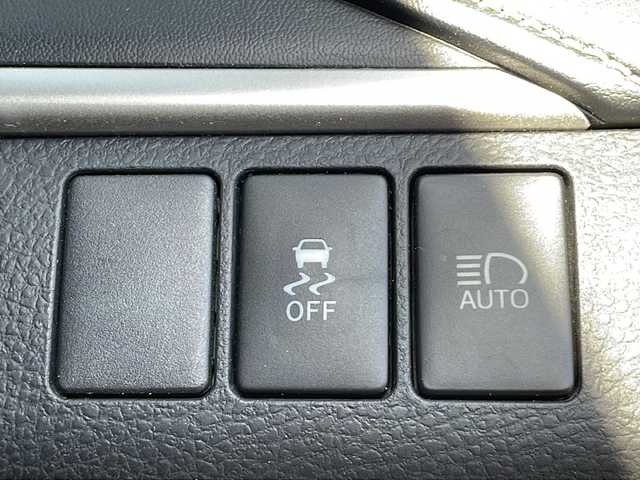 トヨタ ハリアー プレミアム 長野県 2017(平29)年 6.2万km スパークリングブラックパールクリスタルシャイン 純正メーカーナビ/バックカメラ/JBLサウンドシステム/パワーバックドア/ハーフレザーシート/パワーシート/プッシュスタート/社外18インチアルミ/保証書・取説/スペアキー