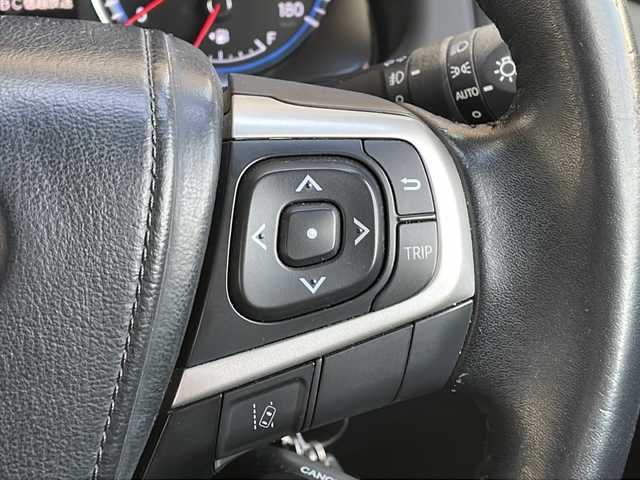 トヨタ ハリアー プレミアム 長野県 2017(平29)年 6.2万km スパークリングブラックパールクリスタルシャイン 純正メーカーナビ/バックカメラ/JBLサウンドシステム/パワーバックドア/ハーフレザーシート/パワーシート/プッシュスタート/社外18インチアルミ/保証書・取説/スペアキー