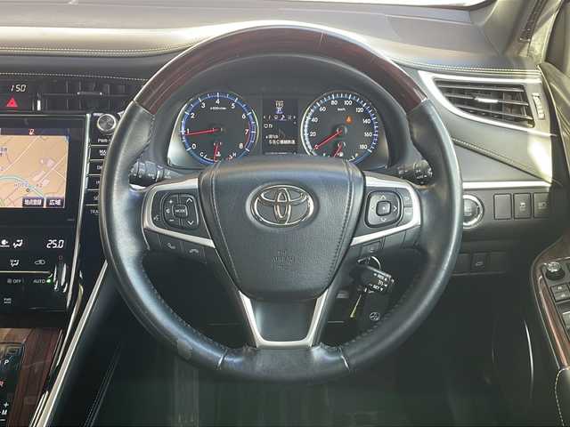 トヨタ ハリアー プレミアム 長野県 2017(平29)年 6.2万km スパークリングブラックパールクリスタルシャイン 純正メーカーナビ/バックカメラ/JBLサウンドシステム/パワーバックドア/ハーフレザーシート/パワーシート/プッシュスタート/社外18インチアルミ/保証書・取説/スペアキー