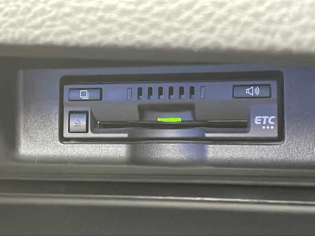 トヨタ ハリアー プレミアム 長野県 2017(平29)年 6.2万km スパークリングブラックパールクリスタルシャイン 純正メーカーナビ/バックカメラ/JBLサウンドシステム/パワーバックドア/ハーフレザーシート/パワーシート/プッシュスタート/社外18インチアルミ/保証書・取説/スペアキー