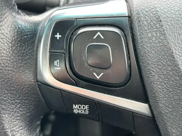 トヨタ カムリ ハイブリット Gパッケージ 静岡県 2014(平26)年 18.7万km シルバーM 純正ナビ/　（Bluetooth/DVD/CD/AM/FM）/フルセグTV/クルーズコントロール/横滑り防止装置/運転席パワーシート/プッシュスタート/スマートキー/スペアキー有り/純正フロアマット/純正17インチアルミホイール/保証書/取扱説明書
