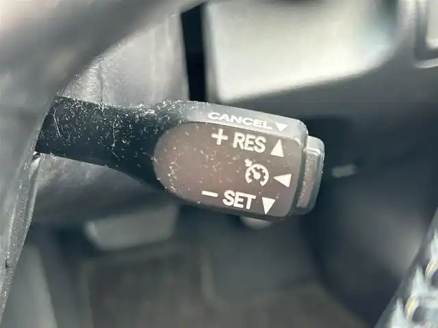 トヨタ カムリ ハイブリット Gパッケージ 静岡県 2014(平26)年 18.7万km シルバーM 純正ナビ/　（Bluetooth/DVD/CD/AM/FM）/フルセグTV/クルーズコントロール/横滑り防止装置/運転席パワーシート/プッシュスタート/スマートキー/スペアキー有り/純正フロアマット/純正17インチアルミホイール/保証書/取扱説明書