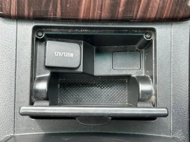 トヨタ カムリ ハイブリット Gパッケージ 静岡県 2014(平26)年 18.7万km シルバーM 純正ナビ/　（Bluetooth/DVD/CD/AM/FM）/フルセグTV/クルーズコントロール/横滑り防止装置/運転席パワーシート/プッシュスタート/スマートキー/スペアキー有り/純正フロアマット/純正17インチアルミホイール/保証書/取扱説明書