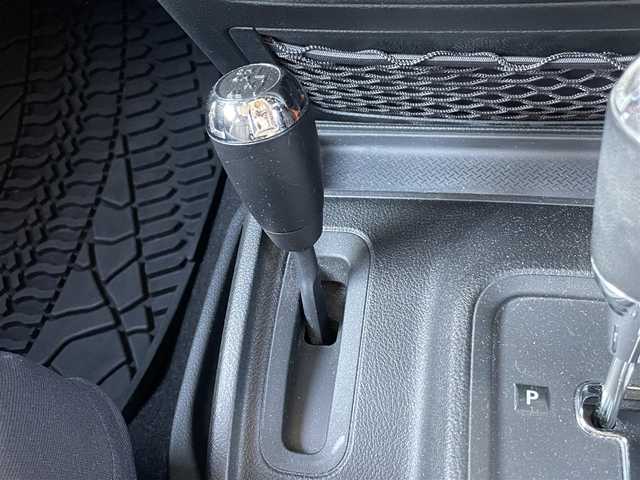 クライスラー・ジープ ジープ ラングラー アンリミテッド オレンジ 新潟県 2013(平25)年 5.8万km オレンジ ４WD/純正ホイール/メモリナビ/ワンセグテレビ/バックカメラ/サイドカメラモニター/ドアバイザー/ETC/純正フロアマット/クルーズコントロール/サイドミラーヒーター