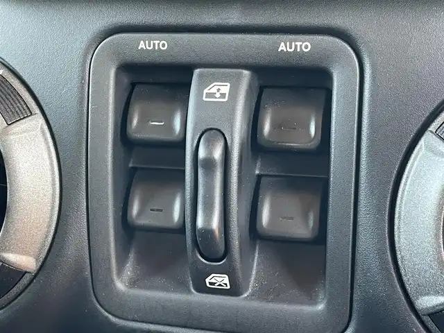 クライスラー・ジープ ジープ ラングラー アンリミテッド オレンジ 静岡県 2013(平25)年 5.8万km オレンジ 70台限定車/社外ナビ/(CD/DVD/iPod/AM/FM/フルセグ)/クルーズコントロール/ESC/HDC/バックカメラ/サイドモニター/純正17インチアルミホイール/純正フロアマット/サイドミラーヒーター/ドアバイザー/オートライト/リモコンキー/ETC/保証書/取扱説明書