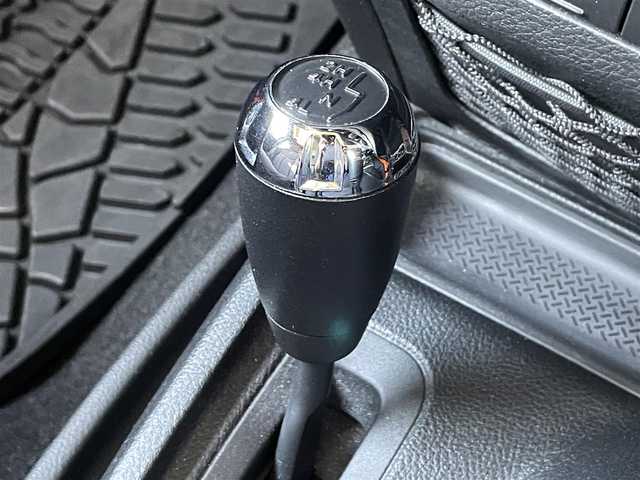 クライスラー・ジープ ジープ ラングラー アンリミテッド オレンジ 静岡県 2013(平25)年 5.8万km オレンジ 70台限定車/社外ナビ/(CD/DVD/iPod/AM/FM/フルセグ)/クルーズコントロール/ESC/HDC/バックカメラ/サイドモニター/純正17インチアルミホイール/純正フロアマット/サイドミラーヒーター/ドアバイザー/オートライト/リモコンキー/ETC/保証書/取扱説明書