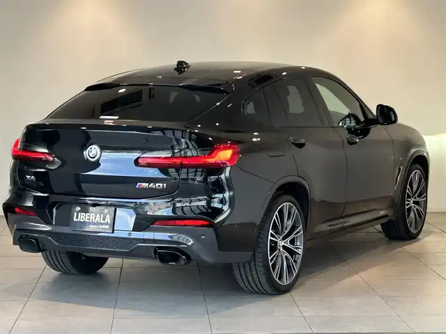 ＢＭＷ Ｘ４ M40i 愛知県 2020(令2)年 4.7万km サファイアブラックP ハーマンカードンサウンド　/ＨＵＤ　/純正オプションＡＷ　/純正ナビ　/Ｂｌｕｅｔｏｏｔｈ　/３６０度カメラ　/インテリジェントセーフティー　/ＡＣＣ　/ＬＫＡ　/ＢＳＭ　/ドライブレコーダー　/ミラー型ＥＴＣ　/ＬＥＤヘッドライト/パワーバックドア/プッシュスタート/ウィンカーミラー/アイドリングストップ