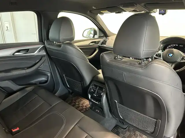 ＢＭＷ Ｘ４ M40i 愛知県 2020(令2)年 4.7万km サファイアブラックP ハーマンカードンサウンド　/ＨＵＤ　/純正オプションＡＷ　/純正ナビ　/Ｂｌｕｅｔｏｏｔｈ　/３６０度カメラ　/インテリジェントセーフティー　/ＡＣＣ　/ＬＫＡ　/ＢＳＭ　/ドライブレコーダー　/ミラー型ＥＴＣ　/ＬＥＤヘッドライト/パワーバックドア/プッシュスタート/ウィンカーミラー/アイドリングストップ