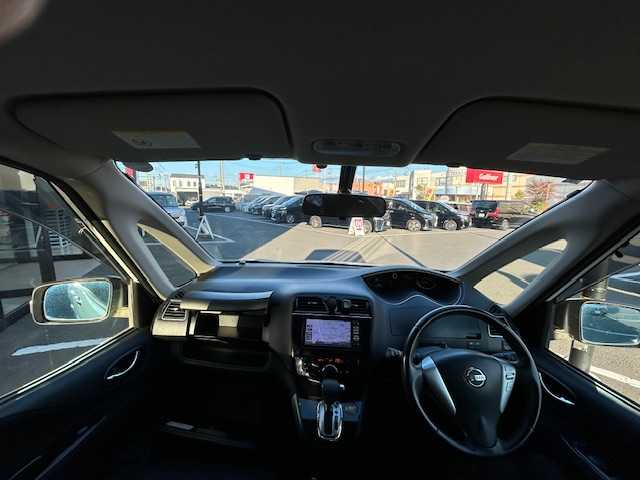 日産 セレナ ハイウェイスター S HV エアロ 宮城県 2013(平25)年 13.5万km ブリリアントホワイトパール 登録時走行距離135038km/AM/FM・BT・TV・USB・iPod・HDMI・AUX・DVD/エンジンスターター/電動格納ミラー/フォグランプ/ドアバイザー