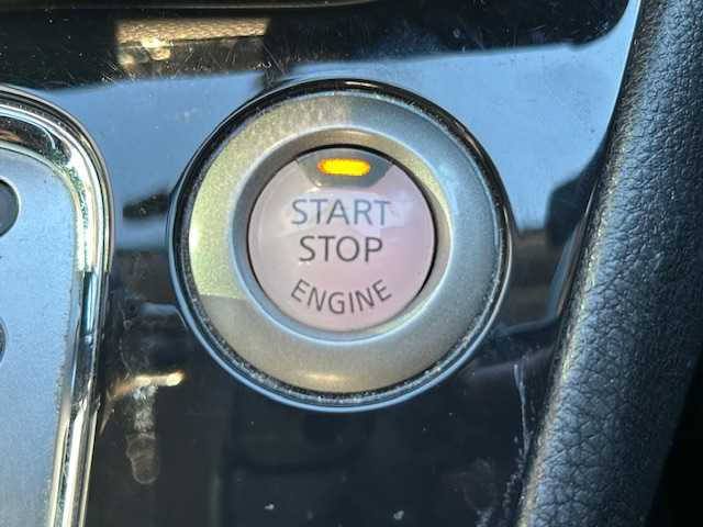 日産 セレナ ハイウェイスター S HV エアロ 宮城県 2013(平25)年 13.5万km ブリリアントホワイトパール 登録時走行距離135038km/AM/FM・BT・TV・USB・iPod・HDMI・AUX・DVD/エンジンスターター/電動格納ミラー/フォグランプ/ドアバイザー