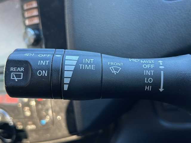 日産 セレナ ハイウェイスター S HV エアロ 宮城県 2013(平25)年 13.5万km ブリリアントホワイトパール 登録時走行距離135038km/AM/FM・BT・TV・USB・iPod・HDMI・AUX・DVD/エンジンスターター/電動格納ミラー/フォグランプ/ドアバイザー