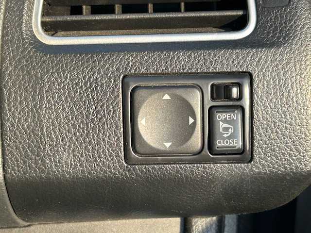 日産 セレナ ハイウェイスター S HV エアロ 宮城県 2013(平25)年 13.5万km ブリリアントホワイトパール 登録時走行距離135038km/AM/FM・BT・TV・USB・iPod・HDMI・AUX・DVD/エンジンスターター/電動格納ミラー/フォグランプ/ドアバイザー