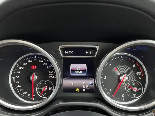 メルセデス・ベンツ ＧＬＳ３５０ｄ 4マチックスポーツ 三重県 2016(平28)年 8.4万km ダイヤモンドホワイト ACC/パノラミックスライディングルーフ　/黒革シート/harman/kardon/純正ナビ/全方位カメラ/フルセグTV/シートヒーター/温冷機能付きカップホルダー/電動格納サードシート/純正21インチアルミホイール/ETC/電動リアゲート/AppleCarPlay/AndroidAuto/スペアキー