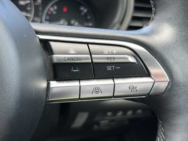 マツダ ＣＸ－３０ XD プロアクティブ 大阪府 2023(令5)年 4.7万km ジェットブラックマイカ １オーナー　衝突軽減　レーダークルーズコントロール　ＢＳＭ　コーナーセンサー　前後ドライブレコーダー　ハンドルヒーター　シートヒーター　パワーシート　シートメモリ　スマートキー　電動リアゲート　オートワイパー　オートライト　オートハイビーム　LEDヘッドライト　左右独立エアコン　保証書/取扱説明書　メーカーSDナビ　フルセグ　ＤＶＤ　ビルドインＥＴＣ　ＨＤＭＩ　ディーゼルターボ　スペアキー1本　純正アルミ　純正オーディオ　ウィンカーミラー　プッシュスタート　アイドリングストップ