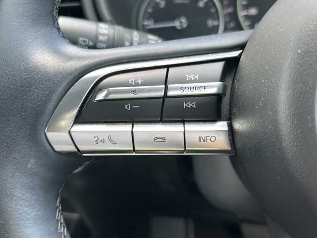 マツダ ＣＸ－３０ XD プロアクティブ 大阪府 2023(令5)年 4.7万km ジェットブラックマイカ １オーナー　衝突軽減　レーダークルーズコントロール　ＢＳＭ　コーナーセンサー　前後ドライブレコーダー　ハンドルヒーター　シートヒーター　パワーシート　シートメモリ　スマートキー　電動リアゲート　オートワイパー　オートライト　オートハイビーム　LEDヘッドライト　左右独立エアコン　保証書/取扱説明書　メーカーSDナビ　フルセグ　ＤＶＤ　ビルドインＥＴＣ　ＨＤＭＩ　ディーゼルターボ　スペアキー1本　純正アルミ　純正オーディオ　ウィンカーミラー　プッシュスタート　アイドリングストップ