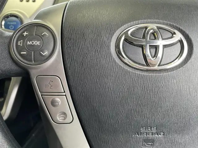 トヨタ プリウス α S 福岡県 2015(平27)年 11万km アティチュードブラックマイカ 純正社外ナビ/（ALPINE：EX900（9インチナビ））/Bluetooth対応/フルセグTV/CD/DVD/ドライブレコーダー（前側）/バックカメラ/3列シート/7人乗り/ビルトインETC/ドアバイザー/純正アルミホイール/純正フロアマット/プッシュスタート/パワーウィンドウ（ALL）/取扱説明書/スペアキー/スマートキー