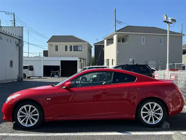 日産 スカイライン 370GT Type P 静岡県 2012(平24)年 9.7万km バイブラントレッド ユーザー買取車両/純正HDDナビ/[AM/FM/BT/TV/CD/DVD]/純正18インチAW/純正キセノンヘッドライト/MTモード付AT/バックカメラ/ドライブレコーダー/スマートキー/スペアキー×１/パワーシート/レザーシート/シートヒーター/USB入力端子/ETC/横滑り防止装置/SNOWモード/保証書/取扱説明書