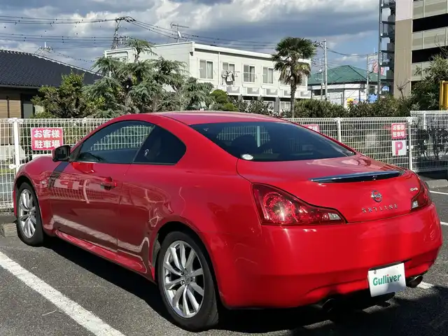 日産 スカイライン 370GT Type P 静岡県 2012(平24)年 9.7万km バイブラントレッド ユーザー買取車両/純正HDDナビ/[AM/FM/BT/TV/CD/DVD]/純正18インチAW/純正キセノンヘッドライト/MTモード付AT/バックカメラ/ドライブレコーダー/スマートキー/スペアキー×１/パワーシート/レザーシート/シートヒーター/USB入力端子/ETC/横滑り防止装置/SNOWモード/保証書/取扱説明書