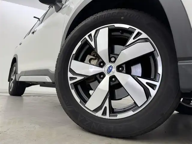 スバル フォレスター ハイブリッド アドバンス 福岡県 2020(令2)年 3.8万km クリスタルホワイトP 純正ナビ　/バック、サイドカメラ　/ＥＴＣ　/前方ドラレコ　/コーナーセンサー　/アイサイト　/パドルシフト　/全席シートヒーター　/ステアリングヒーター　/ルーフレール　/パワーバックドア　/純正１８インチＡＷ　/ＬＥＤ