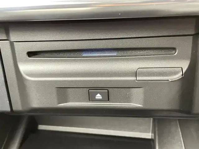 トヨタ アルファード S Cパッケージ 千葉県 2021(令3)年 1.2万km ホワイトパールクリスタルシャイン 禁煙車/トヨタセーフティセンス/・プリクラッシュセーフティ/・レーントレーシングアシスト/・ロードサインアシスト/・インテリジェントクリアランスソナー/・バックガイドモニター/・ブラインドスポットモニター/・リヤクロストラフィックアラート/両側パワースライドドア/パワーバックドア/T-Connectナビ/アラウンドビューモニター/レーダークルーズコントロール/LEDオートライト/ハーフレザーシート/パワーシート/純正18インチアルミホイール/純正フロアマット/USBポート/プッシュスタート