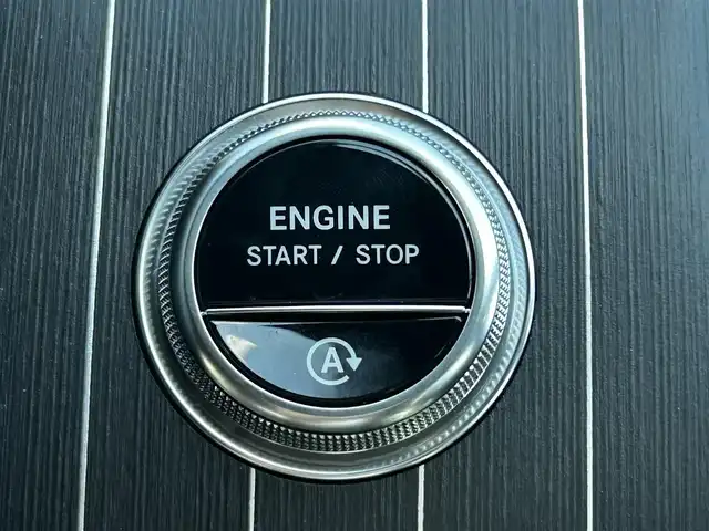 メルセデス・ベンツ Ｍ・ベンツ ＣＬＥ２００ クーペ スポーツ 福島県 2024(令6)年 0.9万km 白 カラーコード：885（オパリスホワイト）/ワンオーナー/パノラミックススライディングルーフ/ドライバーズパッケージ/・リア、アクスルステアリング/・ダイナミックボディコントロールサスペンション/・20インチAMGアルミホイール/レザーエクスクルーシブパッケージ/・本革シート/・ヘッドアップディスプレイ/・ブルメスターサラウンドシステム/・シートベンチレーター/・エアバランスパッケージ/・マルチコントロールバックパッケージ/レーダーセーフティパッケージ/・アクティブディスタンスアシストディストロニック/・アクティブステアリングアシスト/・アクティブレーンキーピングアシスト/・アクティブレーンチェンジアシスト/360°カメラ/デジタルライト/アダプティブハイビームアシスト・プラス/メモリー付パワーシート/パワーバックドア/キーレスゴー/ワイヤレスチャージング