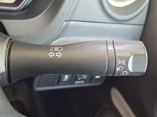 日産 ノート X Vセレクション 大阪府 2020(令2)年 1.8万km ブリリアントホワイトパール /禁煙ワンオーナ-//社外ナビ【ビッグX　X9Z】/・フルTV/CD/DVD/SD/Bluetooth//全周囲カメラ・バックカメラ・フロントカメラ//コーナーセンサー//デジタルインナーミラー//ETC//前後ドラレコ【DJ4-S】//衝突軽減ブレーキ//レーンキープアシスト//アイドリングストップ