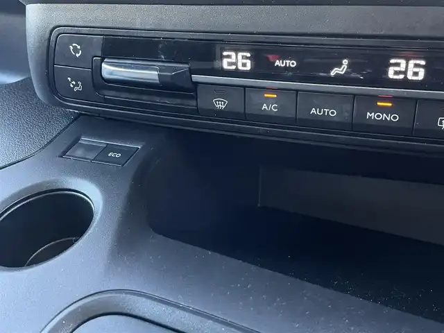 シトロエン シトロエン ベルランゴ シャイン ブルーHDi 東京都 2022(令4)年 2.3万km ベージュ 純正ディスプレイオーディオ/パノラミックガラスルーフ/ＡＣＣ/ＢＳＭ/レーンキープ/コーナーセンサー/前後ドライブレコーダー/ＥＴＣ/Ａｐｐｌｅ　Ｃａｒ　Ｐｌａｙ/Ａｎｄｏｒｏｉｄｏ　Ａｕｔｏ