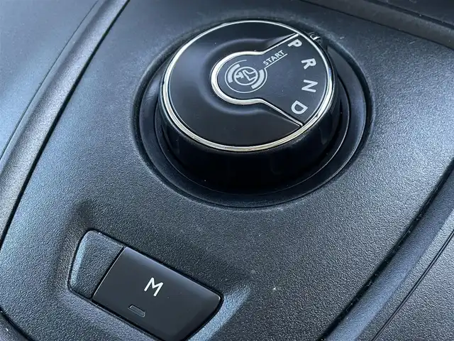 シトロエン シトロエン ベルランゴ シャイン ブルーHDi 東京都 2022(令4)年 2.3万km ベージュ 純正ディスプレイオーディオ/パノラミックガラスルーフ/ＡＣＣ/ＢＳＭ/レーンキープ/コーナーセンサー/前後ドライブレコーダー/ＥＴＣ/Ａｐｐｌｅ　Ｃａｒ　Ｐｌａｙ/Ａｎｄｏｒｏｉｄｏ　Ａｕｔｏ