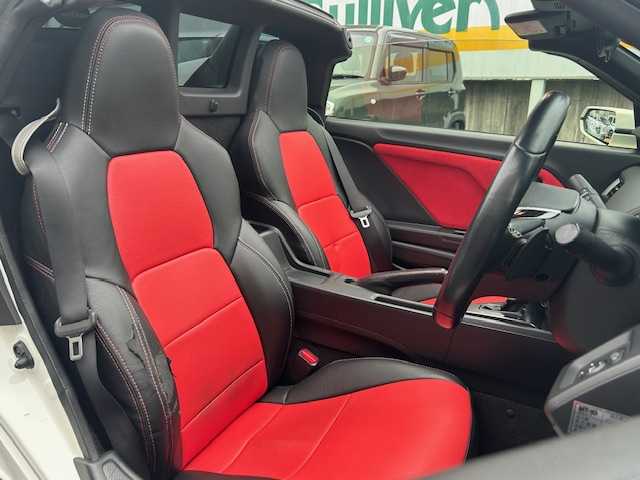 ホンダ Ｓ６６０ α 静岡県 2016(平28)年 4.3万km プレミアムスターホワイトP 純正ディスプレイオーディオ/BT/社外フルセグチューナー/社外ポータブルナビ/フルセグTV/バックカメラ/柿本改2本出しマフラー(純正マフラー積載)/クルーズコントロール/LEDヘッドライト/ETC/革調シートカバー/ドライブレコーダー/CTBA/ステアリングスイッチ/スマートキー×2/H30/R2/4/6点検記録簿有